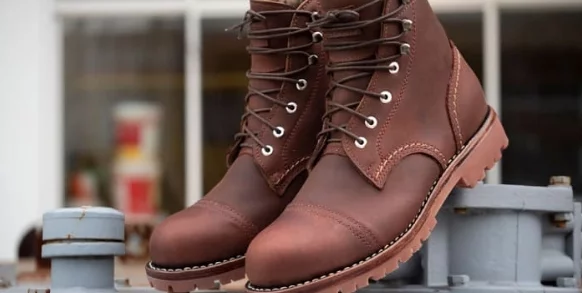 What Are Lace-up Work Boots?