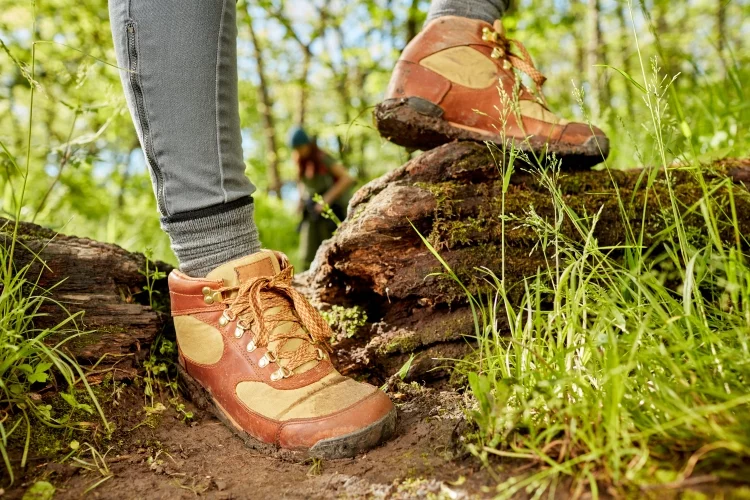 What Are Lace-up Work Boots?